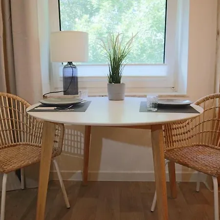 Emily's Deichbude In Einer Historischen In Dornumersiel