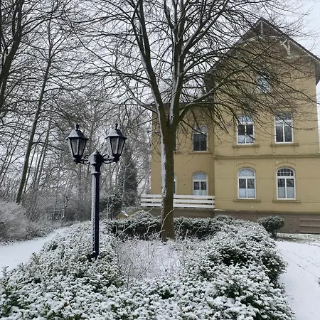 Emily's Deichbude In Einer Historischen In Dornumersiel *