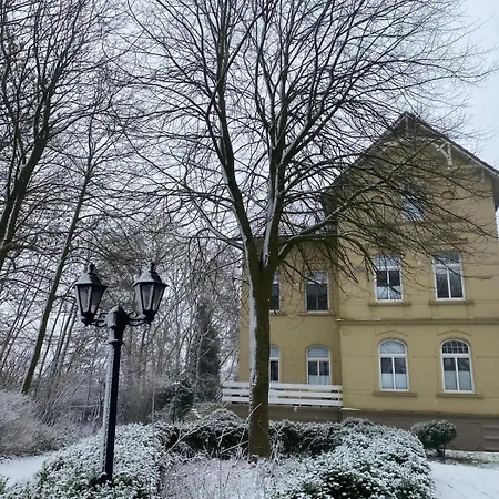 Emily's Deichbude In Einer Historischen In Dornumersiel