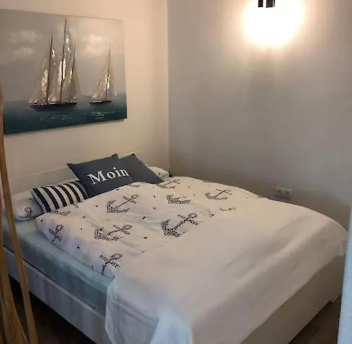 Apartman Emily's Deichbude In Einer Historischen In Dornumersiel Dornum